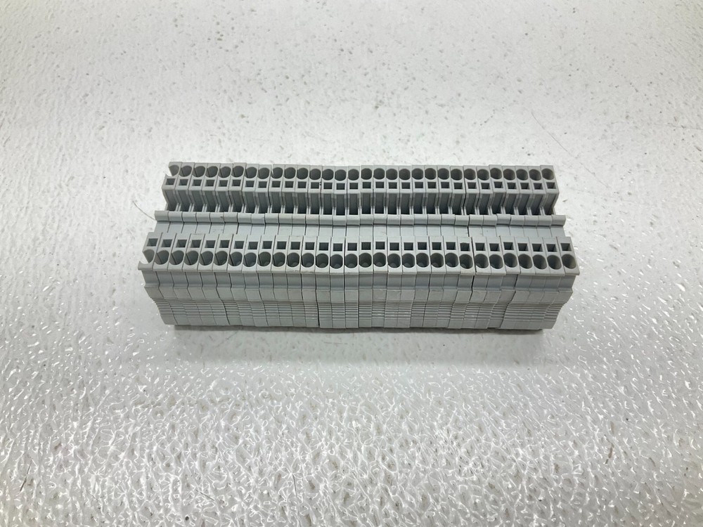 Phoenix Contact ST 1,5 Gray Grey Wire Terminal ST15 ST 1.5 Lot of 30 (TSC)