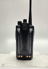 Vertex VX-261-G7-5 UHF 450-512 MHz 16 channel 5 Watt (Complete Kit)