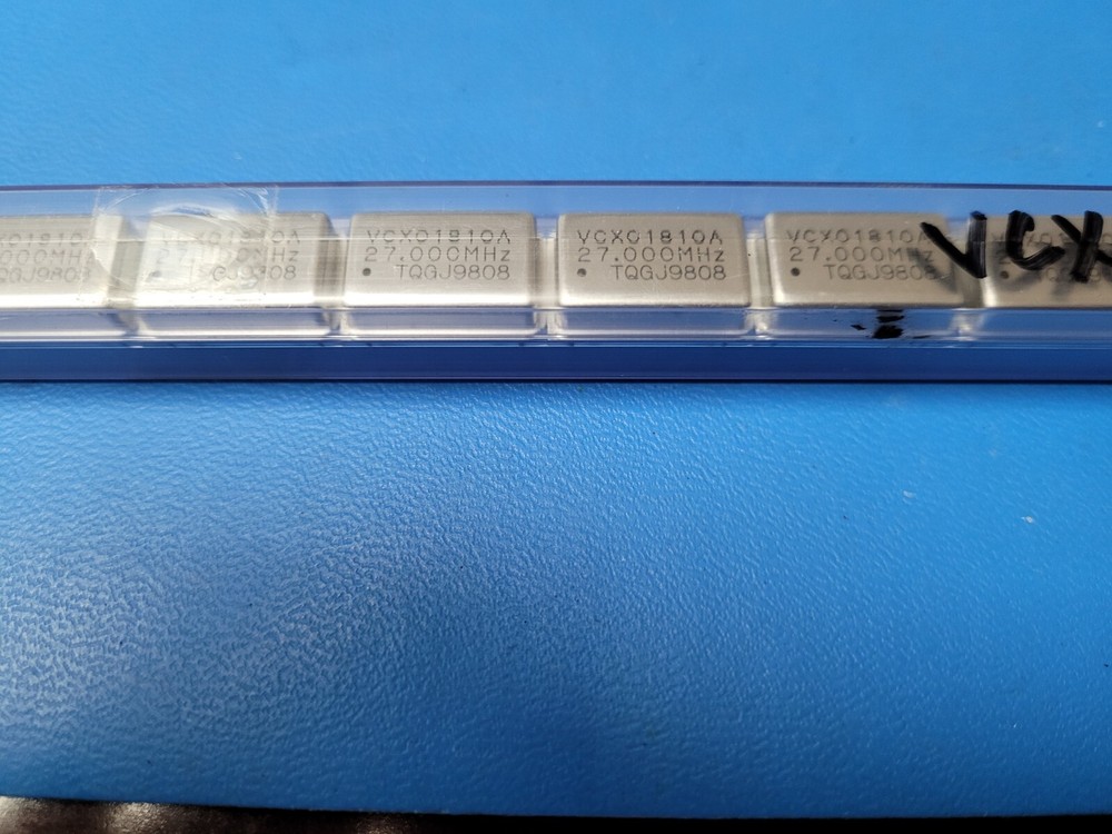 (2 PCS) VCXO-27.000MHZ, 27.00MHZ VCXO Crystal Clock Oscillator Full Size