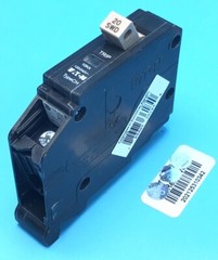 One (1) New Circuit Breaker Eaton Cutler-Hammer CH120 CHF120 20 Amp 1 Pole $$