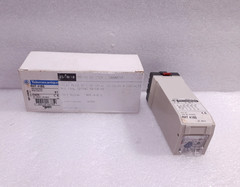 Telemecanique RHT 418G Time Delay Relay 125V DC 125V AC 50/60Hz Ith: 5A Ui: 250V
