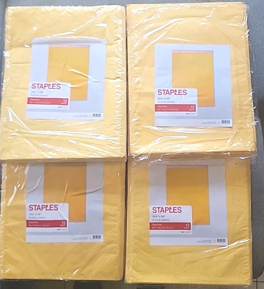 STAPLES 51595 KRAFT BUBBLE MAILERS. 14.25″ X 19″. 45 Mailers in Total. New