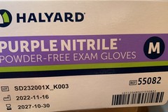 Medline Fitguard & Halyard Nitrile Exam Gloves SIZE M, 2 Boxes 350 Ct Pwder Free
