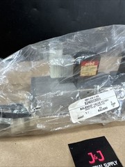 New Azbil 524-000-3004 Solenoid Valve 100/110V Warranty Fast Shipping 🇺🇸