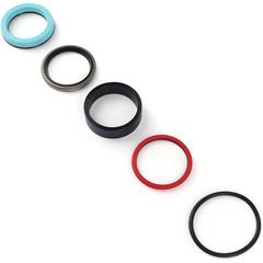 Lift Cyl Seal Kit For Ford New Holland 7106 7108 7308 CASE L130 Replaces 9600670