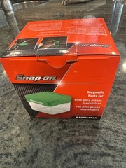 Snap On magnate magnetic parts jar 4x4x3 new in box green