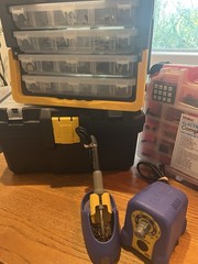 Lot:HAKKO FX-888 120V, Electronic SparkFun, 100s Of Items LOOK See Photos