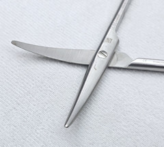 Aesculap BC606R Metzenbaum Dissecting Scissors Curved, Blunt / Blunt 7″ (180 mm)