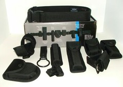 NEW Uncle Mike’s Law Enforcement Sentinel Duty Gear, Size Med 32-36, 89087
