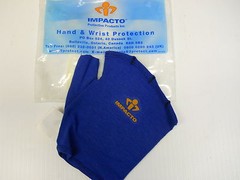 IMPACTO 501-00 PALM PROTECTIVE GLOVE/GLOVE LINER SIZE LARGE RIGHT HAND NIP