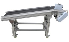 110V 59″×11.8″ Electric Plane Ramp Conveyor Transpotation Machine 66-88Lbs Load