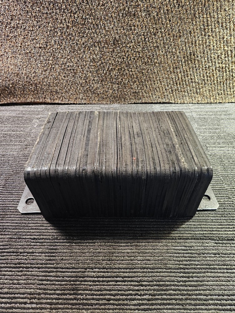 Dock Bumper Rectangular, 10 in x 14 1/2 in x 6 in Bumper, Laminated Rubber 4W942