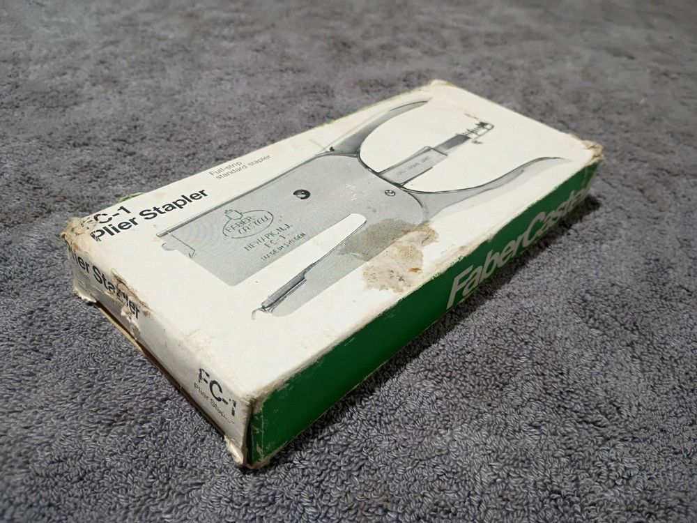 NEW Vintage Faber-Castell FC-1 Handheld Heavy Duty Stapler Made in Sweden EUC