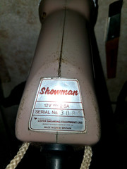 Lister Showman Animal Clippers 12 volts – no battery- tested and works well .