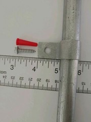 Lot (95) 1/2″ EMT Conduit One Hole Snap-On Pipe Clamps With 3/4″ Screws +Anchor