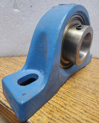 🤠 NEW SKF 1-1/2″ STANDARD DUTY PILLOW BLOCK BALL BEARING 2-BOLT YAR-209-108