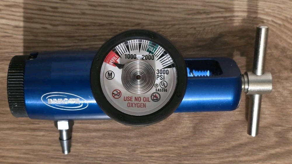 INVACARE P/N IRC 2020 OXYGEN REGULATOR 3000 PSI V/G Condition!!