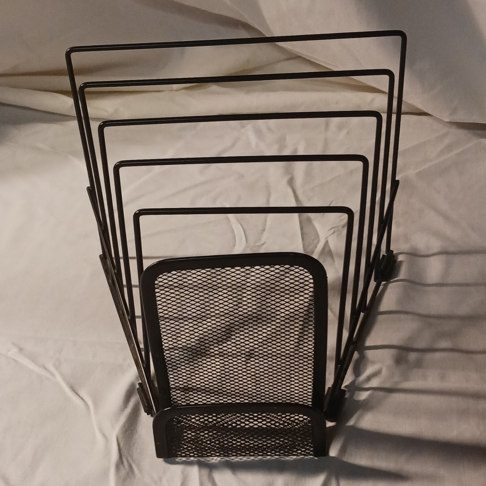 Black Metal Mesh Desktop File Organizer Letter Document Sorter