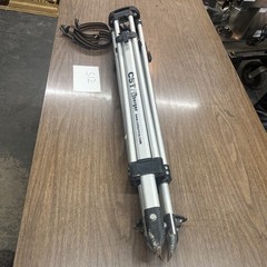 CST/berger Lightweight Aluminum Tripod Good Condition