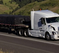16’x24′ Flatbed Truck Heavy Duty Tarps – 18Oz Vinyl Black Steel Tarp (4′ Drop)