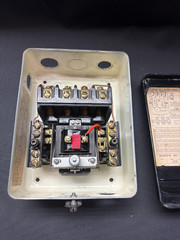 Vintage York Refrigeration / Air Conditioning – Enclosure with AB Starter