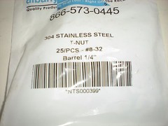 (BAG 25) ALBANY COUNTY FASTENERS NTS000399 304 SS T-NUT #8-30 BARREL 1/4″ NEW