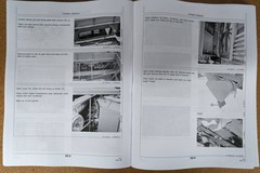 John Deere 9400, 9500, 9600 Combine Owners Operators Manual – OMH161694
