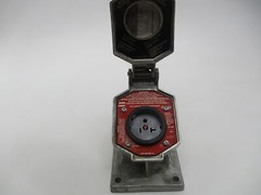 CROUSE HINDS ENR21201 EXPLOSION PROOF RECEPTACLE UNMP