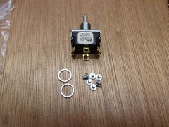 McGill 1121-0007 Toggle Switch On Off (On) Momentary DPDT 6A 125VAC 3A 250VAC