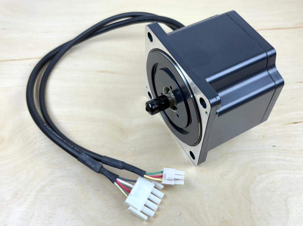 Oriental Motor BLFM6200-GFS Brushless Motor, 0-240V, 3,000 rpm, 200 Watt