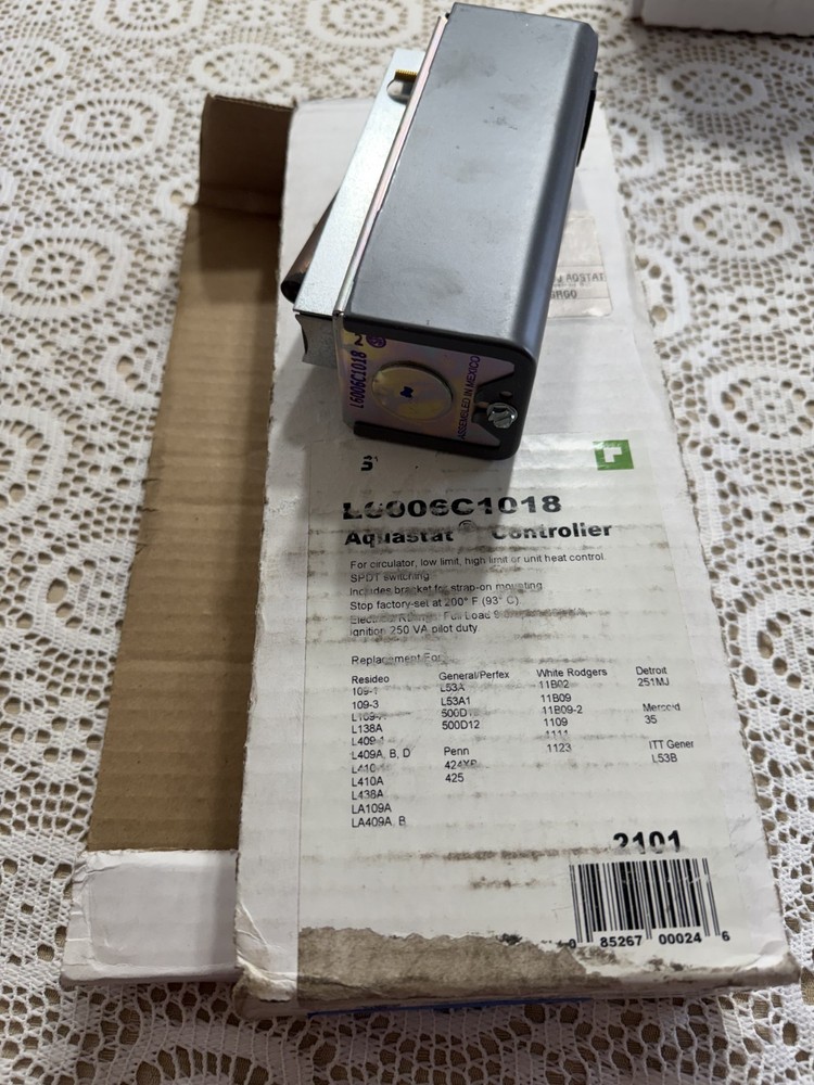 Honeywell L6006C1018 Aquastat Controller Resideo