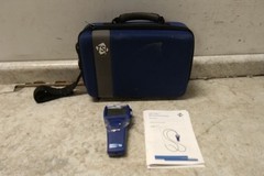 TSI Alnor 5815 3/16 In Hose Barb Connection -15 to 15 In WC Digital Manometer