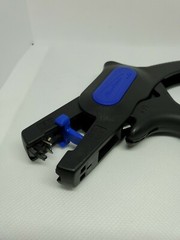 Blue Point By Snap On Tools Self-Adjusting Wire Stripper Automatic Cutter PWC22B