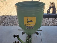 John Deere 2 row corn planter