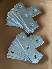 35x Southwire Garvin Four-Hole Flat Fitting Tee Plate Zinc Plated Steel SFF60