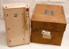 CROUSE HINDS NCB1018F-WT100EHB24 100AMP NCB SERIES CIRCUIT BREAKER ENCLOSURE NEW