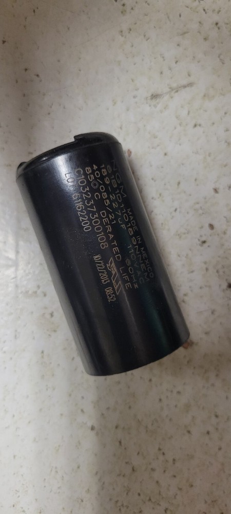 C103237300108, Capacitor 189-227Uf, 110VAC, used-tested good, small chip in case