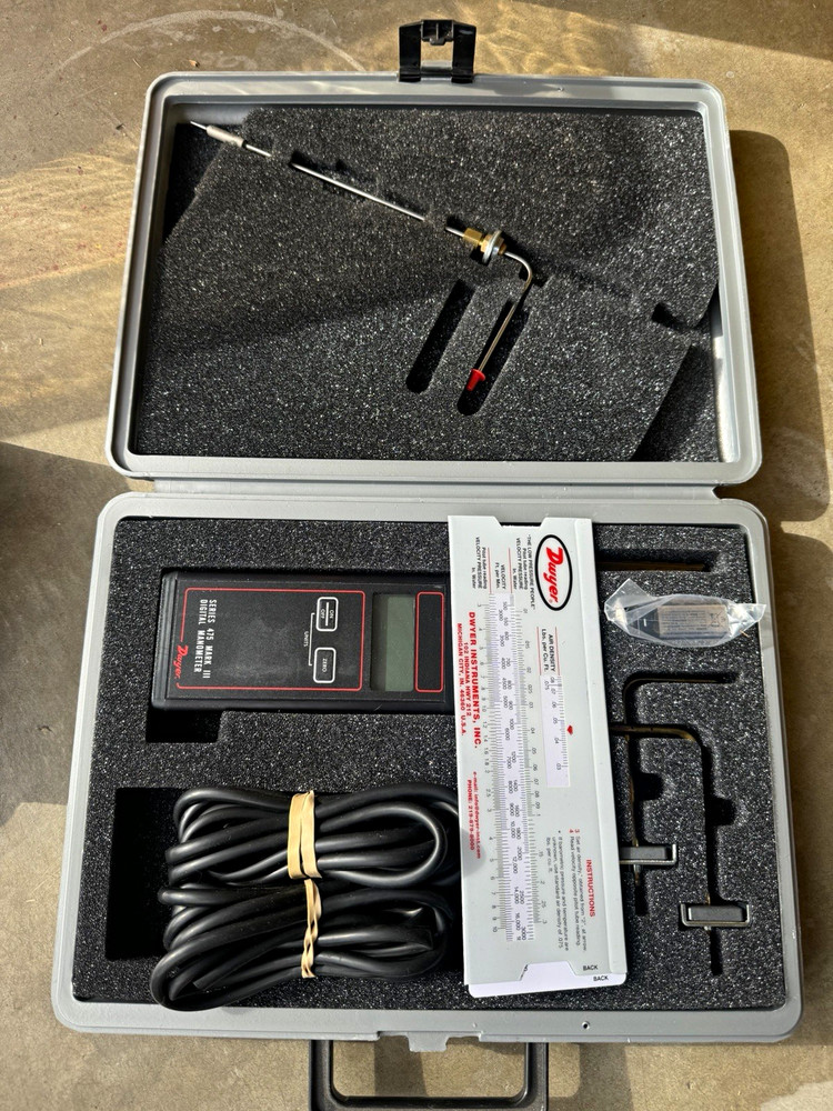 Dwyer Series 477 Hot Wire Thermo-Anemometer Kit 0-15000 FPM Backlight