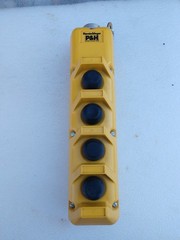 BRAND NEW P&H 596 4-BUTTON PENDANT PUSHBUTTON CRANE HOIST CONTROL STATION
