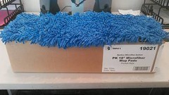 TRIPLE SSS 18″ FLAT Microfiber Mops PocketStyle 12/Case YELLOW,RED,BLUE OR GREEN