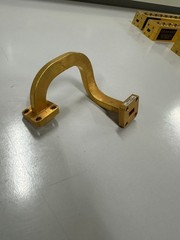 Eravant WR-28 90° Curve Ka Band Waveguide 26.5-40GHz »