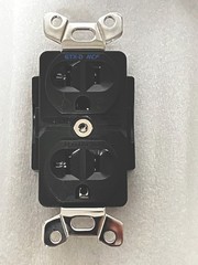 FURUTECH GTX-D NCF (R) Ultimate Nano-Crystal Rhodium Plated AC Duplex Receptacle