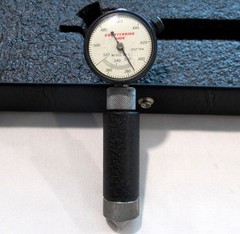 SPI MECHANICAL 82 DEGREE COUNTERSINK GAGE w/ CASE AND STANDARD .360-.560 RANGE
