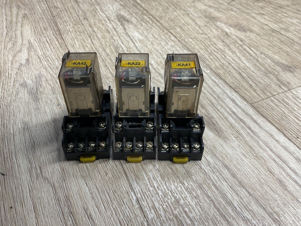 ( LOT OF 3) HONEYWELL SZR-MY4-N1 24VAC RELAY WITH SOCKET #301N130