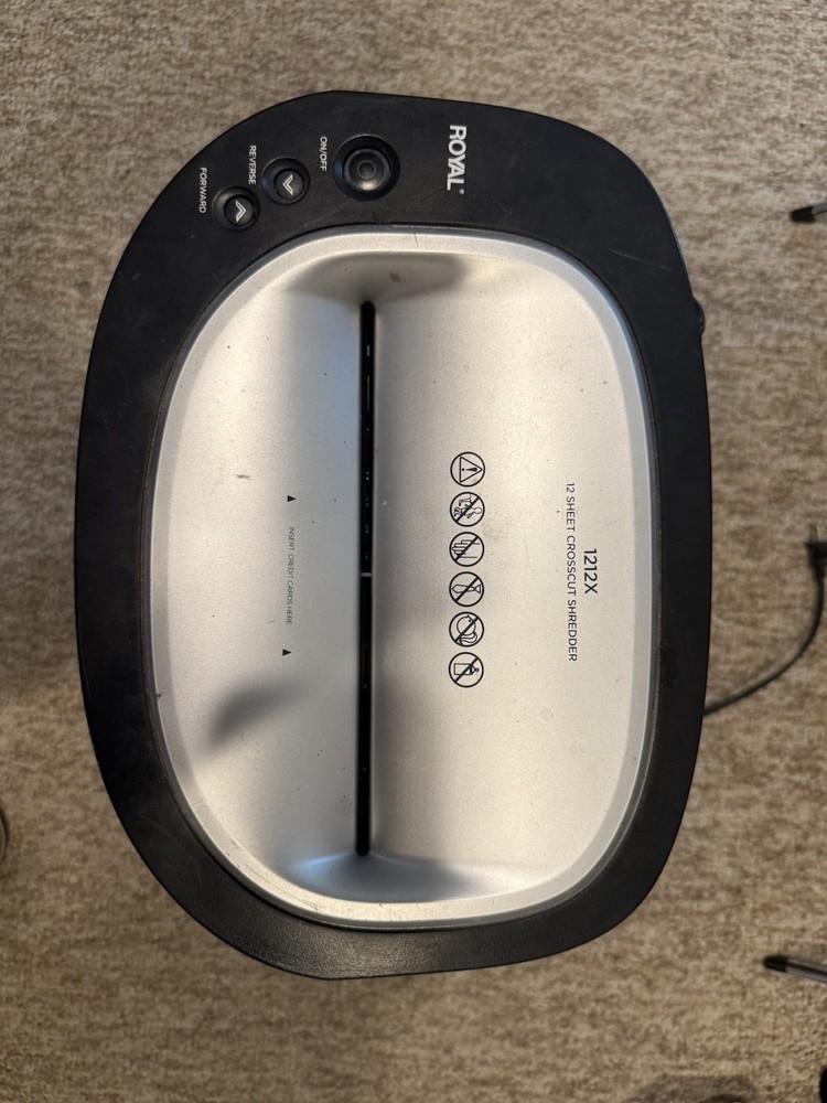 Royal Shredder Micro-Cut 14-Sheet Security Paper Shredder Black/White