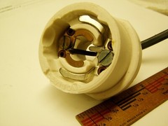 Leviton porcelain quick dis-connect for Abolite HID ballast housing