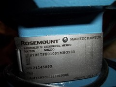 NIB ROSEMOUNT 8732EMT1A1N5M4 8705TPE010S1M0G3B3 MAGNETIC FLOW METER (HH6)
