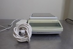 Mettler Toledo PG802-S Precision Balance 810g x 0.01g with Power Supply