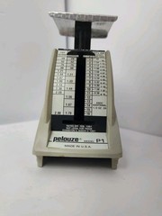 Pelouze Vintage 1981 Postal Scale P-1 1lb (16oz x 0.5oz) Evanston IL USA