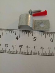 Lot (95) 1/2″ EMT Conduit One Hole Snap-On Pipe Clamps With 3/4″ Screws +Anchor